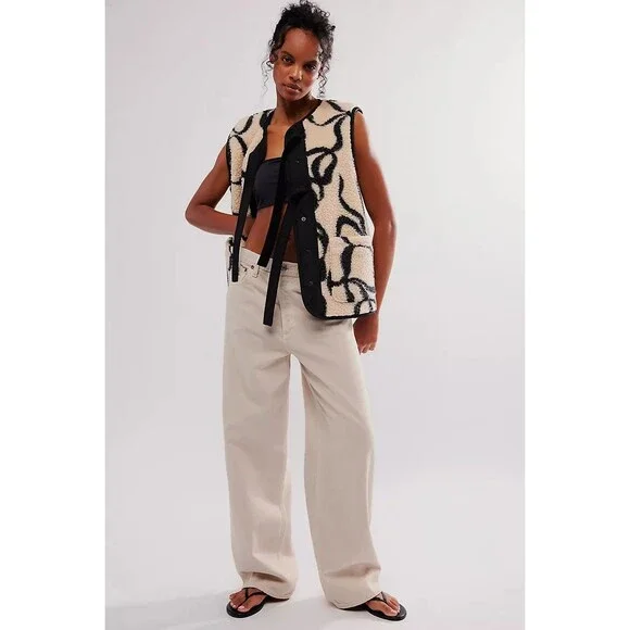 Free People Damson Madder UK 10 US 6 Marta Borg Gilet Bow Vest Teddy Black New - Picture 7 of 16